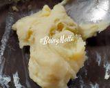 A picture of step 2 of How to make Mawa from Malai.