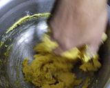 A picture of step 2 of Khaman Dhokla.