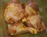 Foto del passaggio 1 della ricetta G(i)ALLO FLUO - Pollo marinato alla curcuma