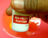 ரெட் வெல்வெட் பவுண்ட் கேக் (red velvet pound cake recipe in tamil) ரெசிபி ஸ்டேப் 1 புகைப்படம்