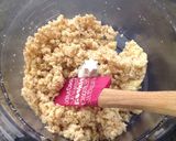 صورة لخطوة 2 من وصفة الكيكة المفتتة بالفراولة Streusel Cake 🇩🇪