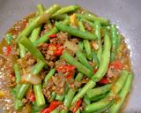Foto langkah ke 5 dari resep Buncis Tumis Sichuan.
