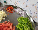 A picture of step 2 of White sauce pasta.