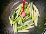 牛肉絲炒蘆筍