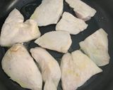 Foto del paso 4 de la receta: Filetes de pollo en salsa