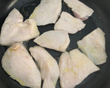 Foto del paso 4 de la receta: Filetes de pollo en salsa