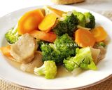 Foto langkah ke 5 dari resep Resep tumis wortel brokoli baso mudah banget.
