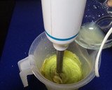 Foto del paso 3 de la receta: Mahonesa de aguacate y huevo cocido