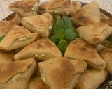 صورة لخطوة 6 من وصفة معجنات بالجبنة والنعناع