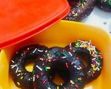 A picture of step 13 of Donuts.