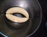 A picture of step 1 of Wheat flour banana cake.