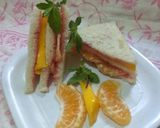 A picture of step 1 of Summer Cool - Fruit Sandwich.