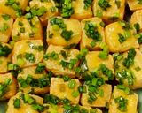 Hình bước làm 4 của món Đậu hủ chiên nhúng mắm hành