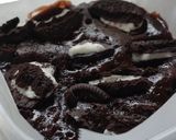 A picture of step 8 of 1-Minute Microwave Rich Oreo Brownies.