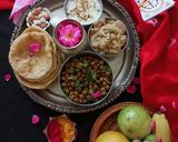 नवमी भोग प्रसाद थाली (navratri bhog prasad thali recipe in hindi) रेसिपी चरण 7 फोटो