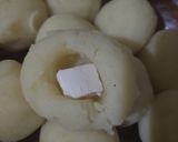 Une image de l'étape 2 de Croquettes de pomme de terre au fromage.