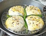 চিজি পিজ্জা বোম(Cheese Pizza Bomb recipe in Bengali) রেসিপির ধাপ 10 ছবি