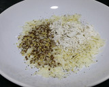 Foto del paso 2 de la receta: Canapés crujientes de queso parmesano con hummus y chutney de cebolla caramelizada
