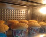 Foto langkah ke 7 dari resep Vanilla Cupcake (Moist & Fluffy).