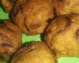 A picture of step 4 of Pakora curry..bengali style.