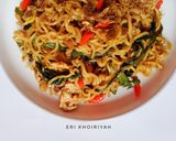 Foto langkah ke 4 dari resep Indomie Kangkung Balacan.