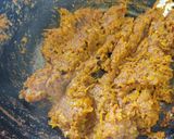 A picture of step 4 of Arbi patte ki curry.