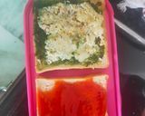 A picture of step 4 of Tiranga bread pakora.