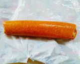 A picture of step 4 of Cashew Rose Patra.