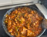 Foto del paso 5 de la receta: Costillejas de cerdo con pimiento, berenjena y tomate frito