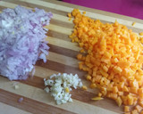 Foto del paso 2 de la receta: Muslos de pollo rellenos con salteado de judías