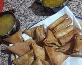 صورة لخطوة 5 من وصفة سمبوسك اللحمة والجبنة البيضا 😋😏