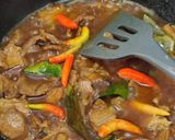 Foto langkah ke 4 dari resep Daging Oseng Mercon.