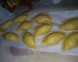 Foto langkah ke 9 dari resep Karipap (pastel) renyah.