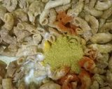 A picture of step 6 of Chinese cheese crispy macaroni.
