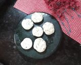 A picture of step 4 of Croissants Mathri.