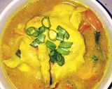 A picture of step 1 of Easy Chicken Wings Curry soup.