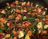 A picture of step 6 of Shrimp, pasta & veg stirfry.