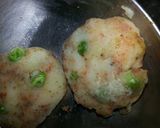 A picture of step 1 of Stuff idli CHAAt.