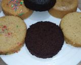 A picture of step 3 of Vanilla Bento/Mini Cake.