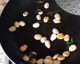 Foto del paso 5 de la receta: Trucha en salsa de almendras y naranja