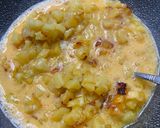 A picture of step 4 of Spanish Potato and Onion Tortilla.