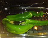 Foto del paso 2 de la receta: Pimientos verdes italianos rellenos de tortilla de patatas
