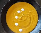 Foto del passaggio 7 della ricetta Vellutata di patate, carote e porri