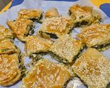 Foto del passaggio 10 della ricetta Spanakopita