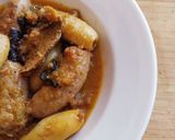 Foto del paso 10 de la receta: Cazuela de butifarra, calamares y surtido de setas deshidratadas