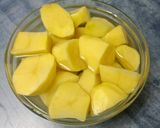 Foto del paso 2 de la receta Patatas con migas de bacalao