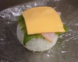 A picture of step 3 of Kawaii Onigiri-lovely rice ball.