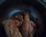 Foto del paso 3 de la receta: Pollo a la cerveza