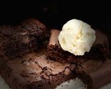 A picture of step 5 of Dark chocolate cheese truffle brownie.