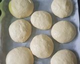 Foto langkah ke 3 dari resep Korean Garlic Cheese Bread (cheddar).